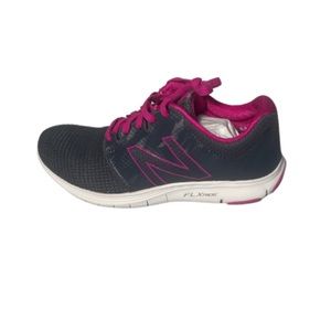 BRAND NEW w/box! - New Balance Women's - US Size 7 530v2 Flex Ride Running Shoe